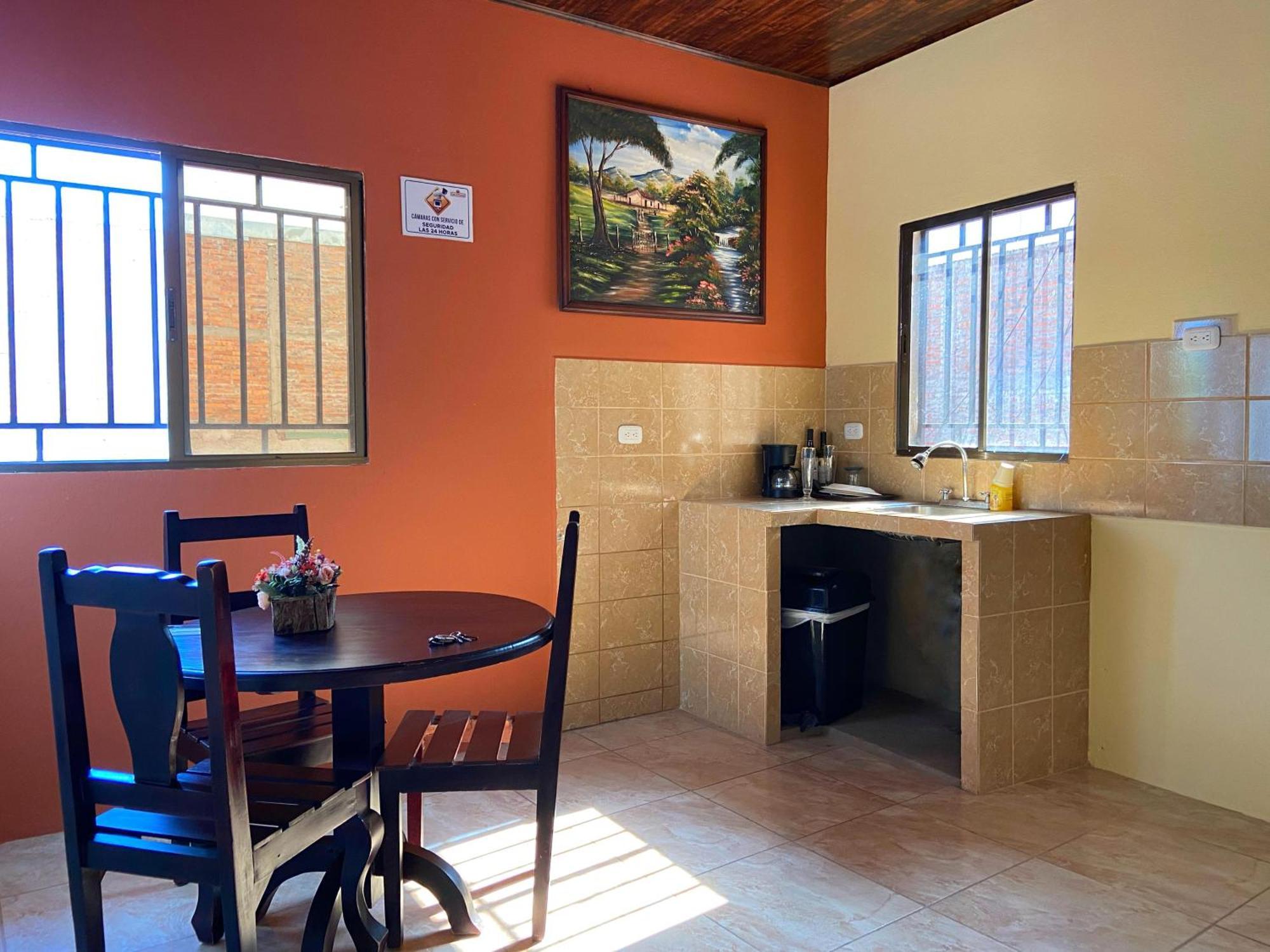 Hospedaje Coffee And Cocktails Esteli Exterior photo